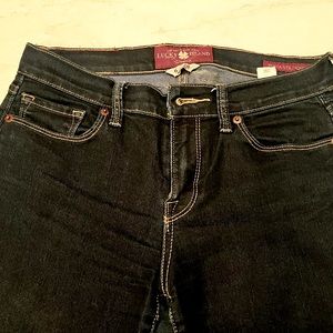 Lucky Brand women’s blue jeans.